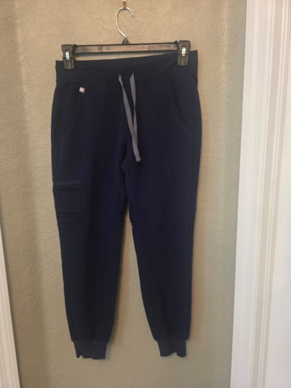 FIGS Zamora Ladies Navy Blue Jogger Scrub Pants size S Petite  - W18SW2005P